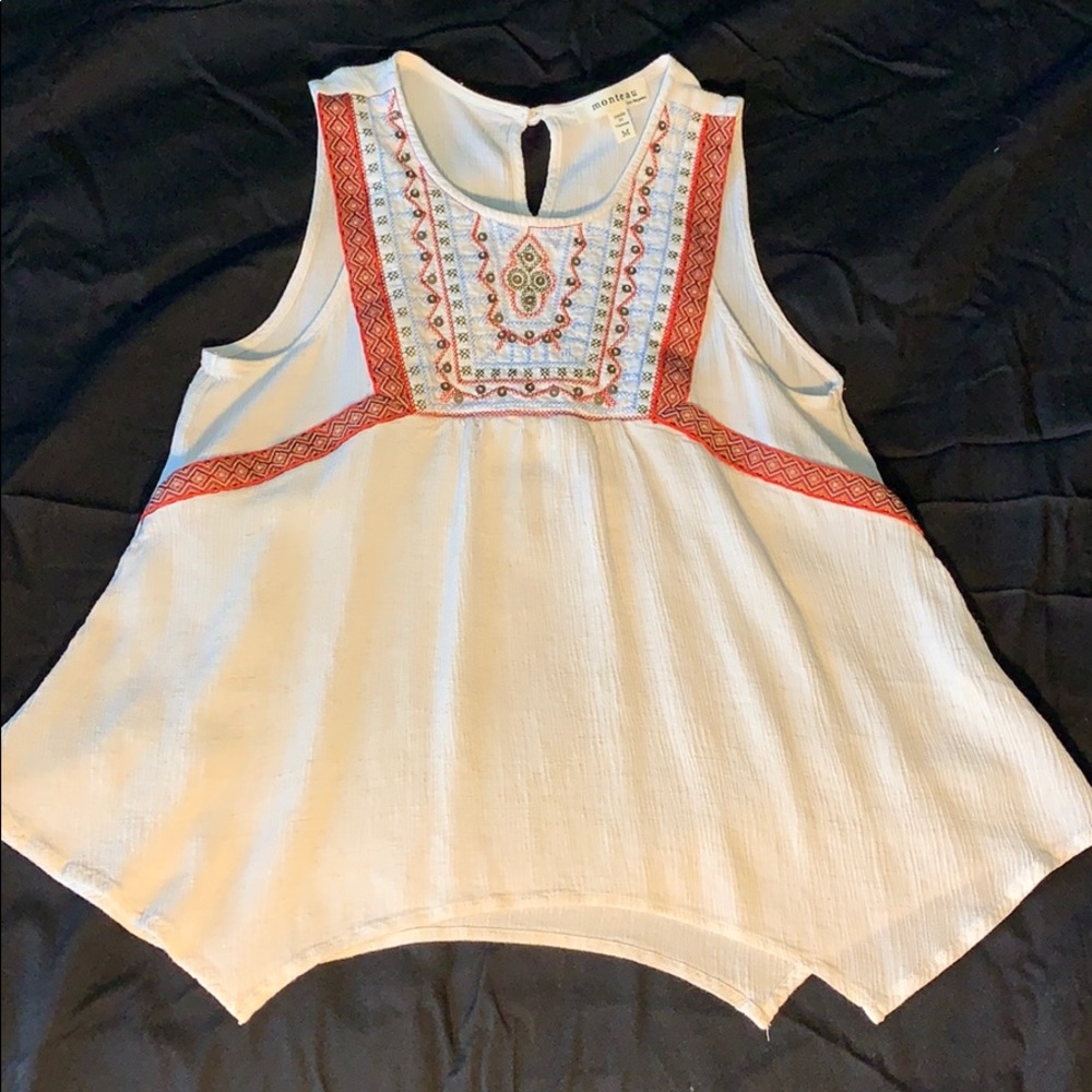 Montreal sleeveless shirt